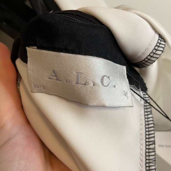 A.L.C. Black and White color block silk blend sleeveless tank size small - Picture 4 of 4